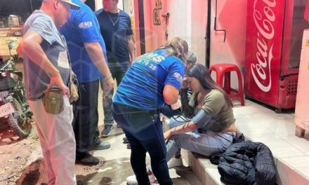 Álamo: Pareja sufre accidente tras derrapar en motocicleta por falla mecánica