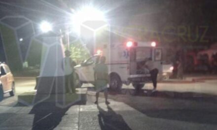 Motociclista sufre fractura expuesta en la pierna tras atropellar a un perro en Álamo, Veracruz