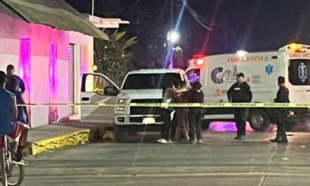 Ex regidor y sus sobrinos son asesinados frente a un OXXO en Castillo de Teayo