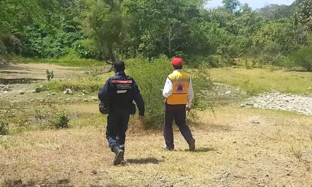 Río Juan Felipe en Cerro Azul víctima de la sequía y la mano humana