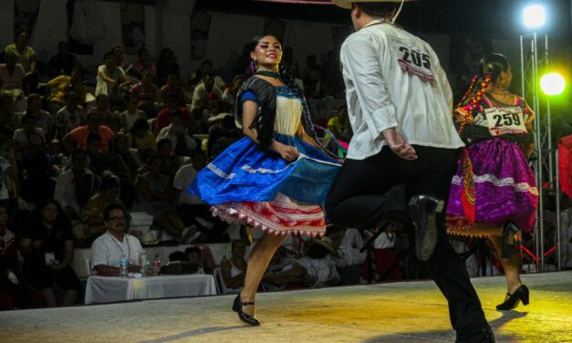 Esta tarde inicia el Concurso Nacional de Huapango Tuxpan 2024, en el Auditorio de Usos Múltiples