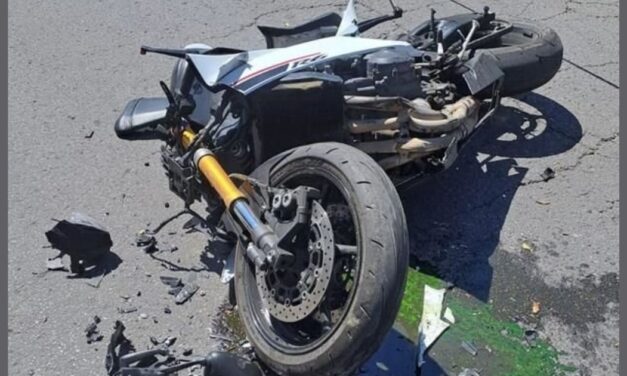 Trágico accidente en Puebla: Muere motociclista al chocar contra muro de contención