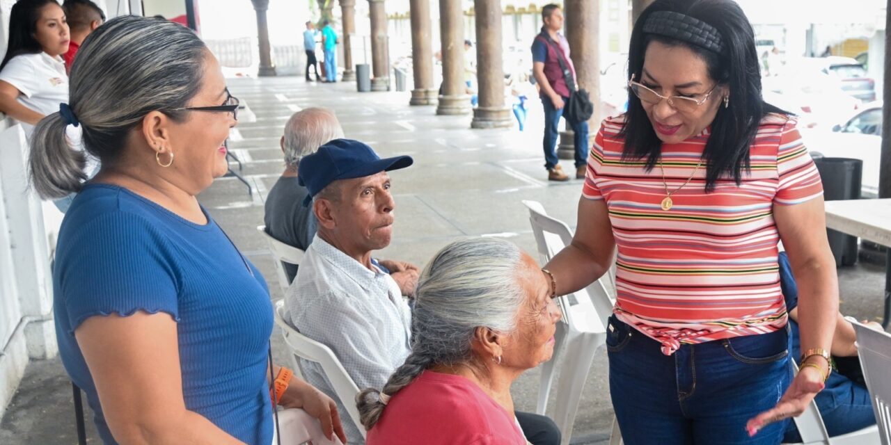 Continúa la Atención Ciudadana con la Jornada de Salud Visual en Tuxpan