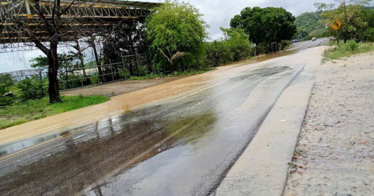 Álamo: Calles inundadas en diversos puntos de Álamo por tormenta tropical «Chris»