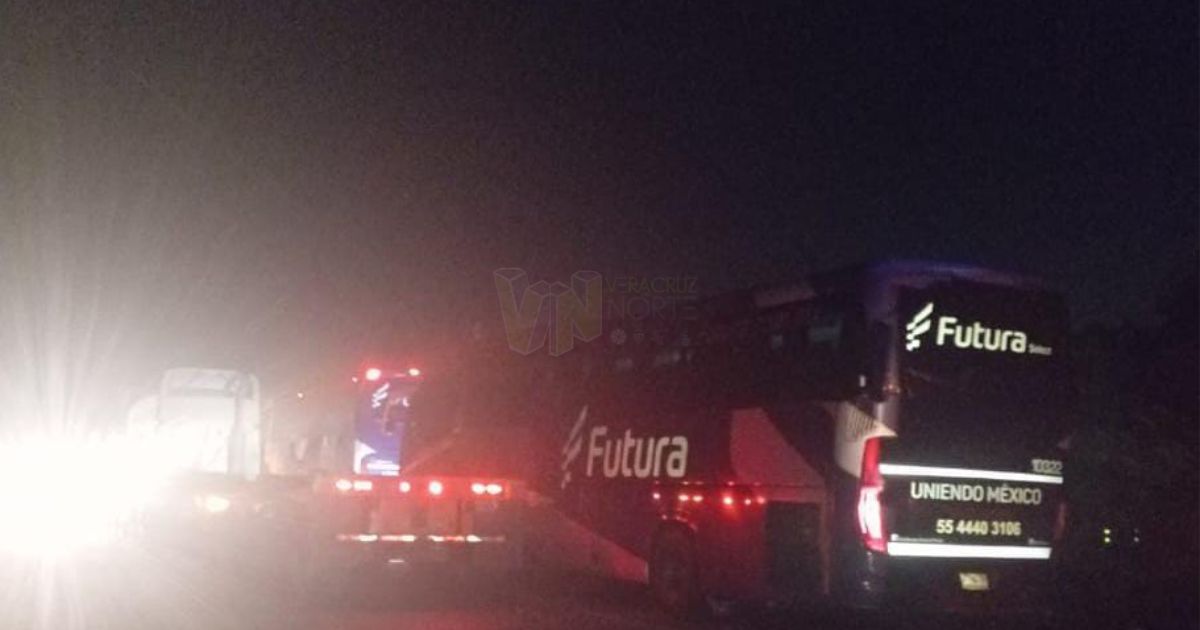 Inconformes liberan la carretera Álamo-Tihuatlán: Lograron llegar a acuerdo con CFE