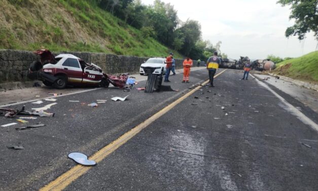  Terrible accidente en la México-Tuxpan: tres personas pierden la vida en Tihuatlán