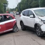 Choque vehicular en la avenida Carranza en Pánuco: No se reportan personas lesionadas