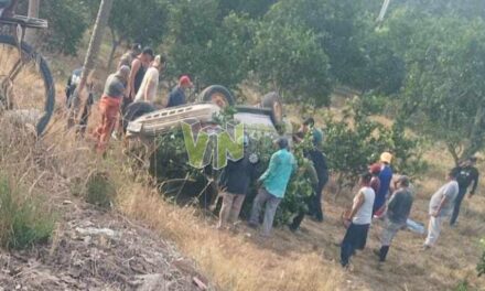Conductor se queda dormido y vuelca su camioneta en Álamo, Veracruz: Varios lesionados