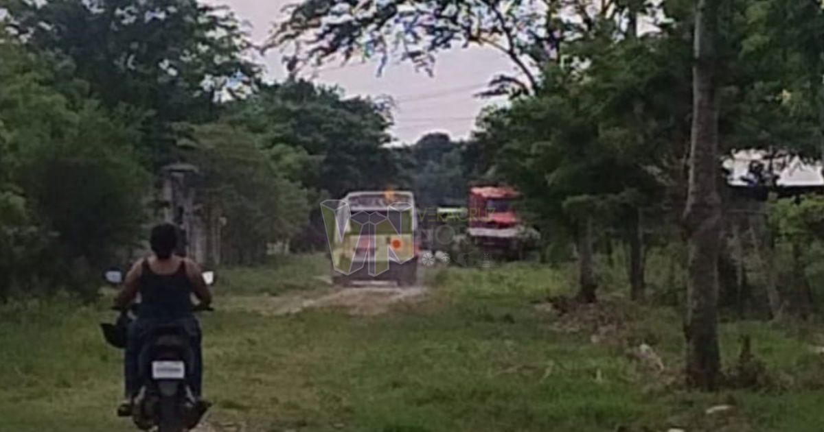 Auxilian a Don Félix tras sufrir infarto en Pueblo Nuevo, Álamo; su nieto también hospitalizado