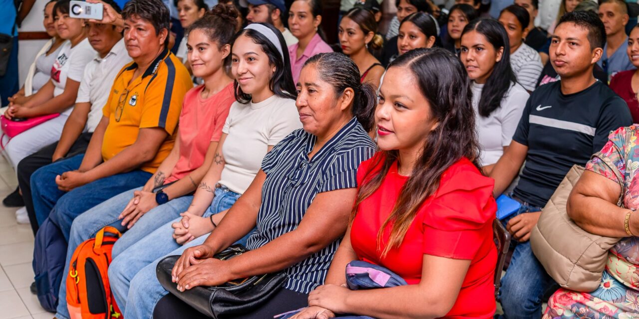 Jóvenes tuxpeños recibieron Becas TC Energía, como un reconocimiento a su esfuerzo, compromiso y talento