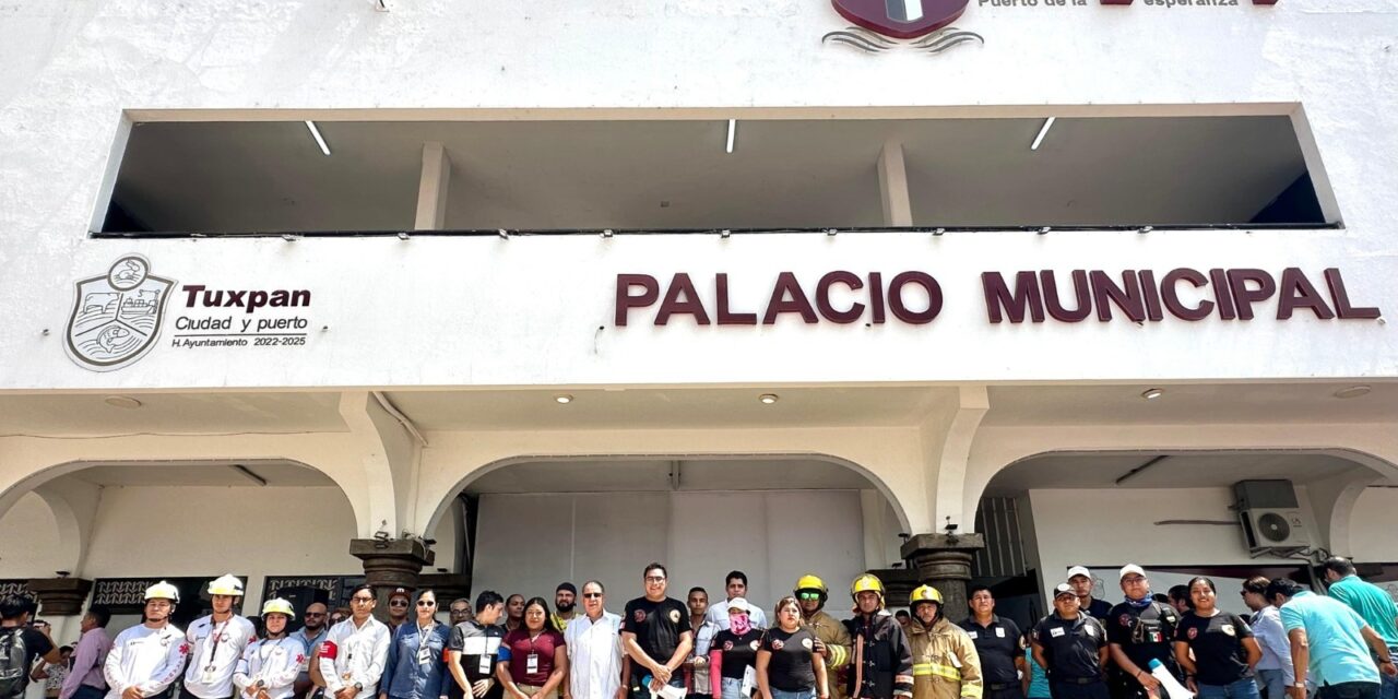 Ayuntamiento y DIF Tuxpan participaron en el Simulacro Nacional 2024, en el Día Nacional de Protección Civil