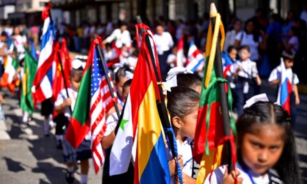 Tuxpan: Con desfile, conmemoran 79 aniversario de las Naciones Unidas