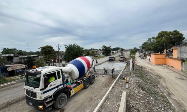 Mejoran infraestructura vía sobre la carretera federal 127 en Álamo 