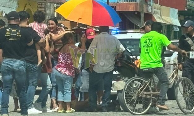 Jóvenes en moto provocan choque en Álamo; mujer diabética y niño resultan lesionados