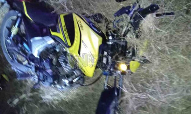 Tepetzintla: Motociclista de Apachicruz termina en el hospital tras accidente