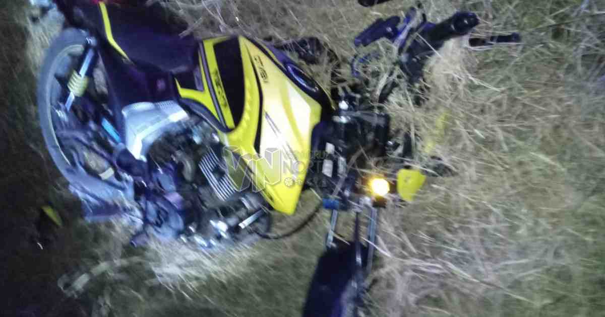 Tepetzintla: Motociclista de Apachicruz termina en el hospital tras accidente