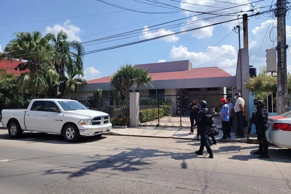 Tres detenidos en operativo en Martínez de la Torre