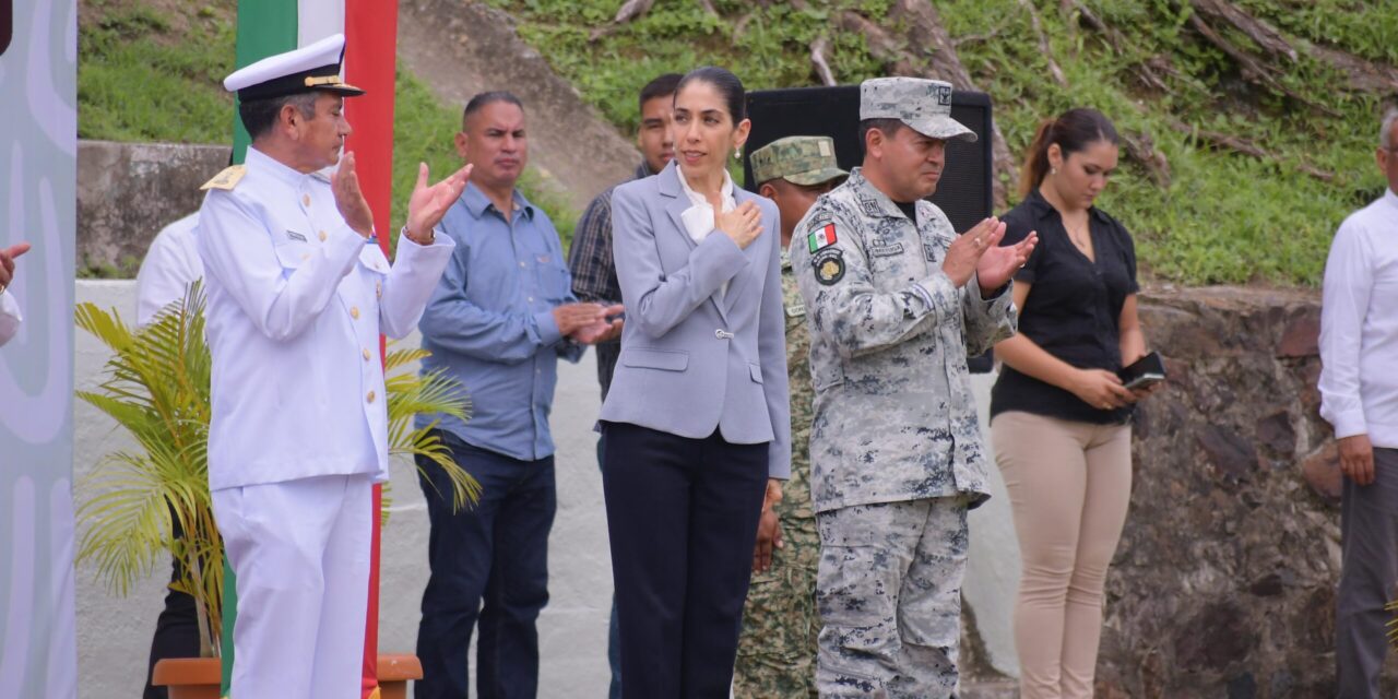  TUXPAN: FISCAL GENERAL ASISTE A LA CEREMONIA DE CAMBIO DE MANDO DEL COMANDANTE DE LA 19/a ZONA MILITAR.