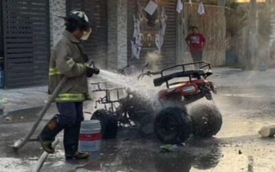 Se incendia cuatrimoto en Pánuco: ¡Era manejada por dos menores de edad!