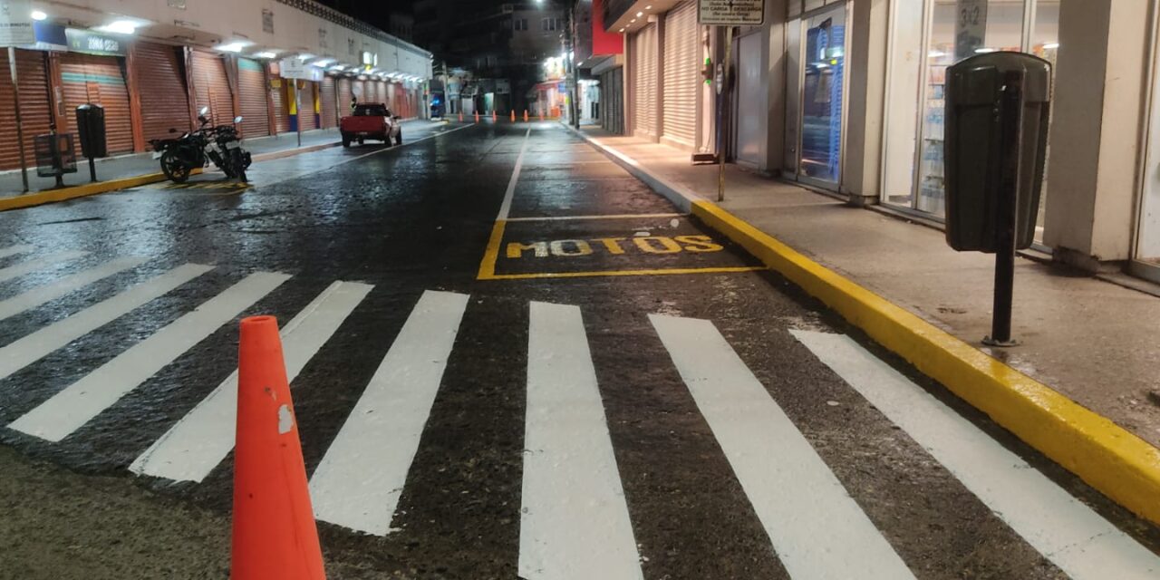 Tuxpan: Avanza el balizamiento en calles de mayor movilidad, para seguridad de automovilistas y peatones