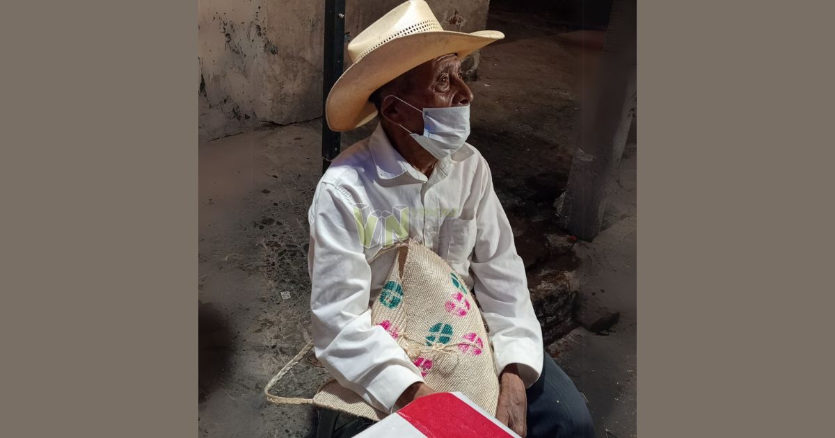 Álamo: Aventurero abuelito termina la noche en Protección Civil tras visita a “las cariñosas”