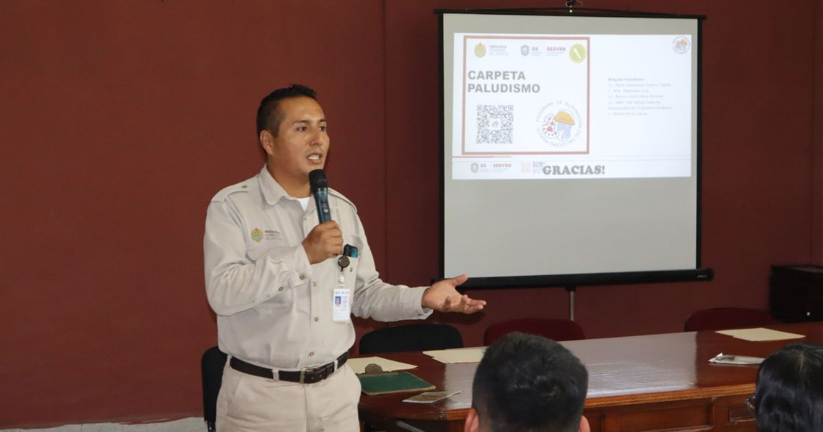Capacitación contra el Dengue y Paludismo en Chinampa de Gorostiza 