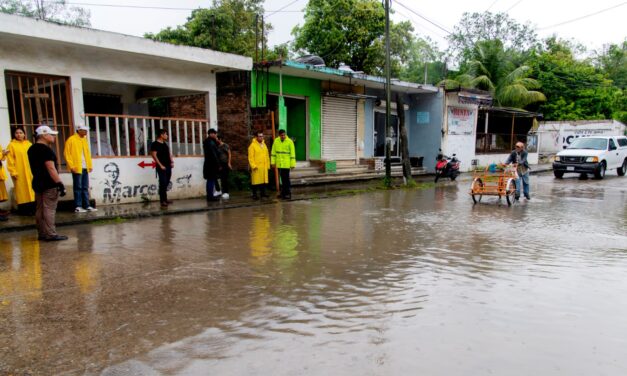 Gobierno de Tuxpan brindó atención inmediata a incidentes provocados por las lluvias y el “Norte” del Frente Frío N° 10