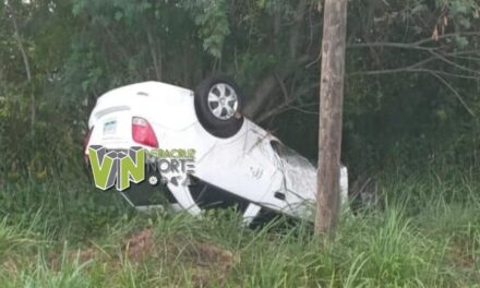 Conductor Vuelca su Vehículo en la «Curva de la Muerte» en Álamo