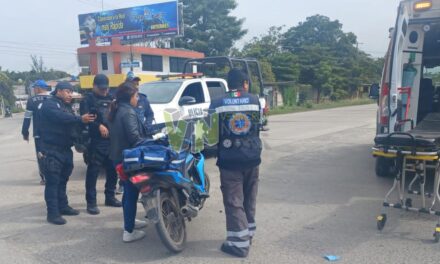 Choque en Álamo deja dos lesionados; responsable huye del lugar