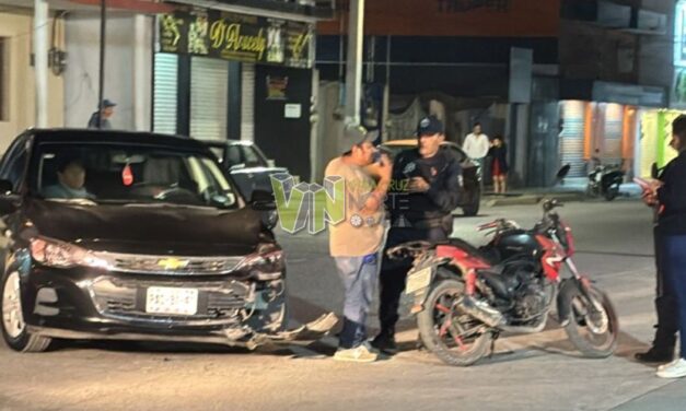 Álamo: Choque en la avenida Independencia