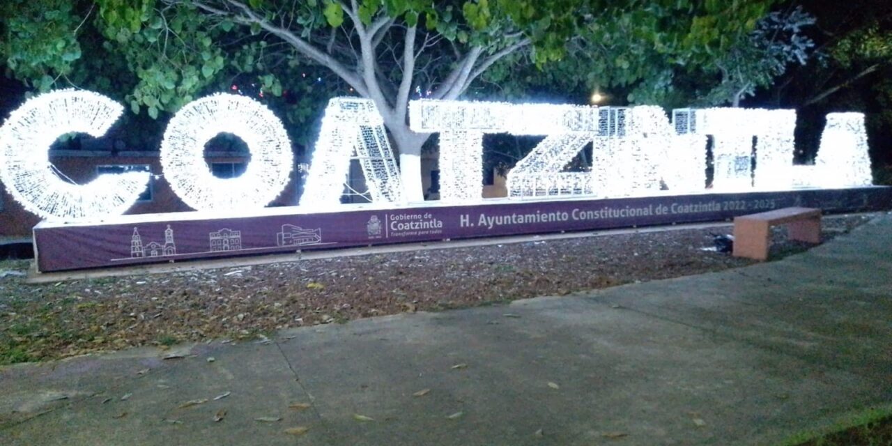 Vandalizan decoración navideña en la unidad habitacional “Camioneros” de Coatzintla