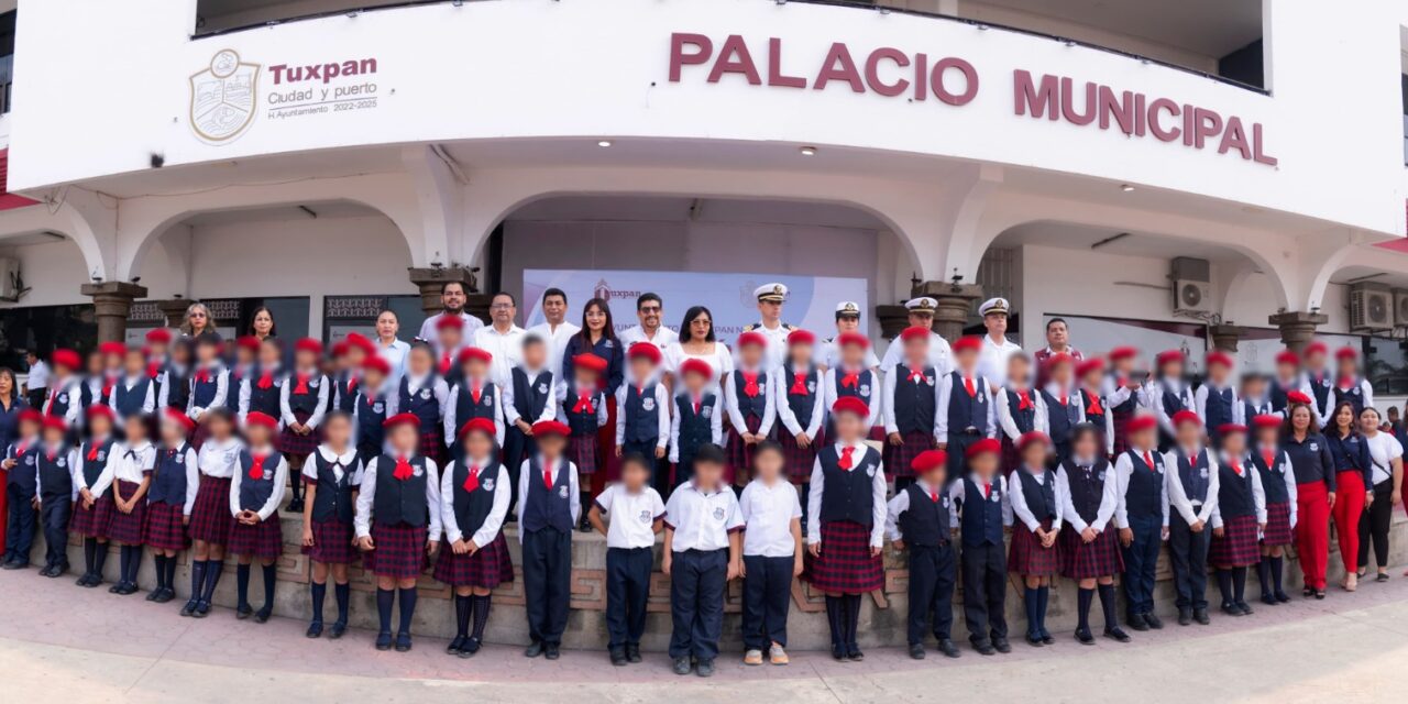 Gobierno de Tuxpan realiza Lunes Cívico por el Aniversario Luctuoso del Gral. Vicente Guerrero