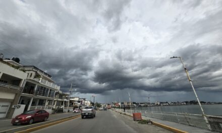 Gobierno de Tuxpan exhorta a la población tomar precauciones por la proximidad del Frente Frío 28