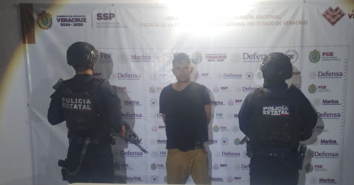 Cae asalta oxxo en Álamo