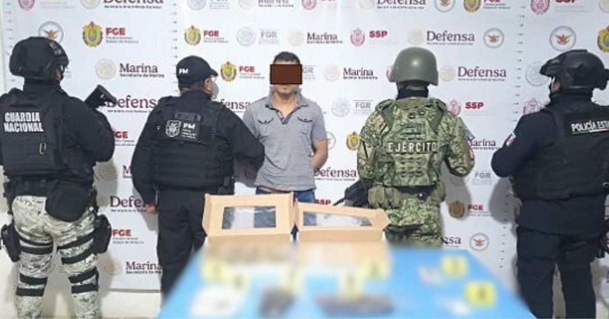 Chicontepec: Sujeto es detenido en flagrancia y probable posesión de sustancias ilícitas