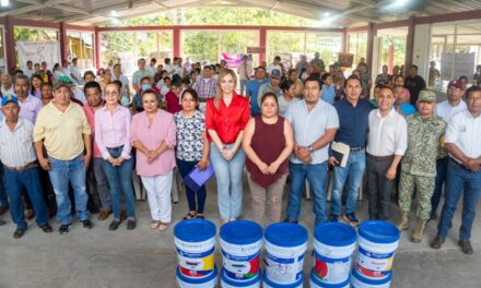 Gobierno y DIF Tuxpan continúan atendiendo a las comunidades