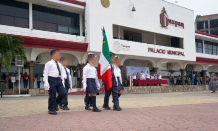 Tuxpan: Realizan Lunes Cívico en el marco de la conmemoración por el Día Mundial del Autismo