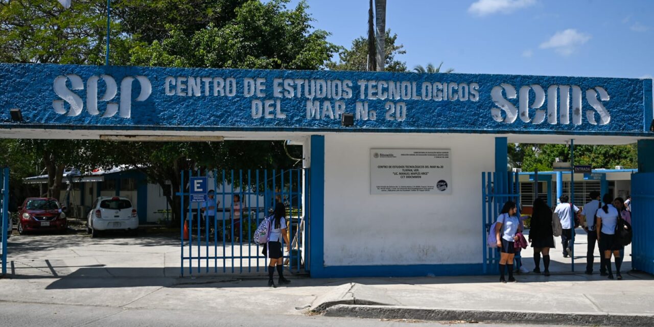 Tuxpan: El CETMAR 20 tendrá un moderno techado en su área de usos múltiples y cancha deportiva