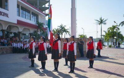 Tuxpan: Participa primaria Emiliano Zapata en el Lunes Cívico