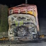 Camioneta se incendia en la carretera Álamo-Castillo de Teayo