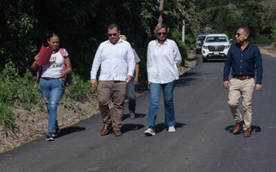 Alcalde de Tuxpan supervisó los avances en la rehabilitación de calles en Cumbre de Dios y Juana Moza, además del asfaltado en Cruz Naranjos