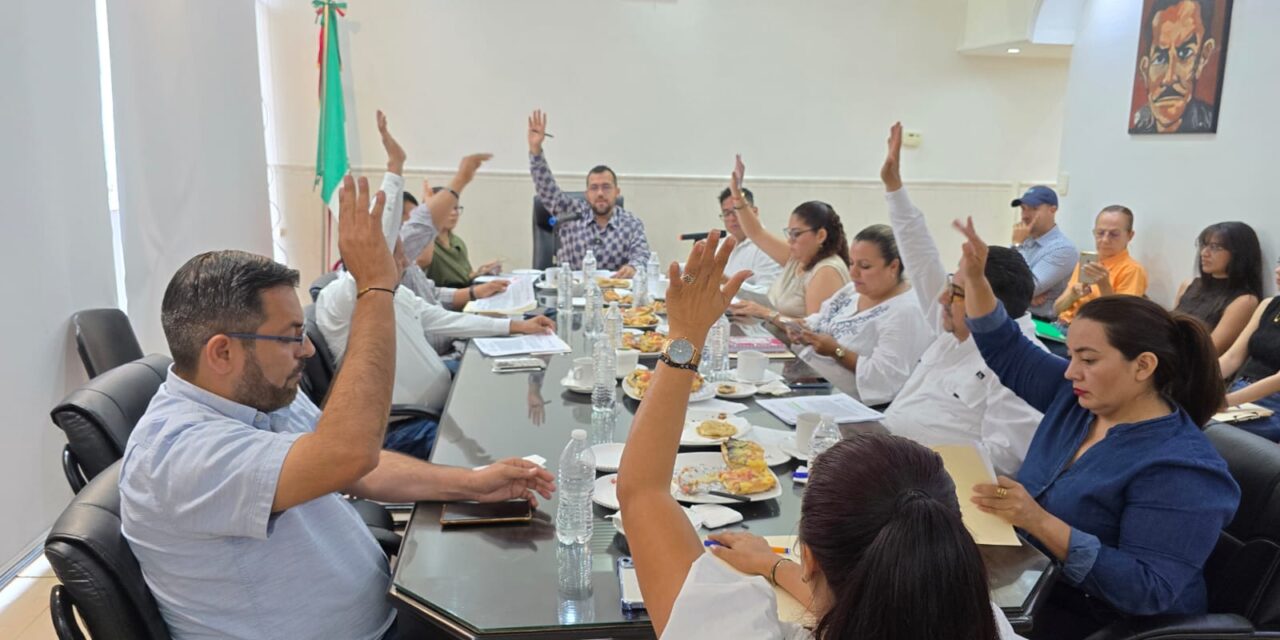 Dos regidores del Ayuntamiento de Tuxpan solicitaron licencia para separarse de su cargo de manera temporal