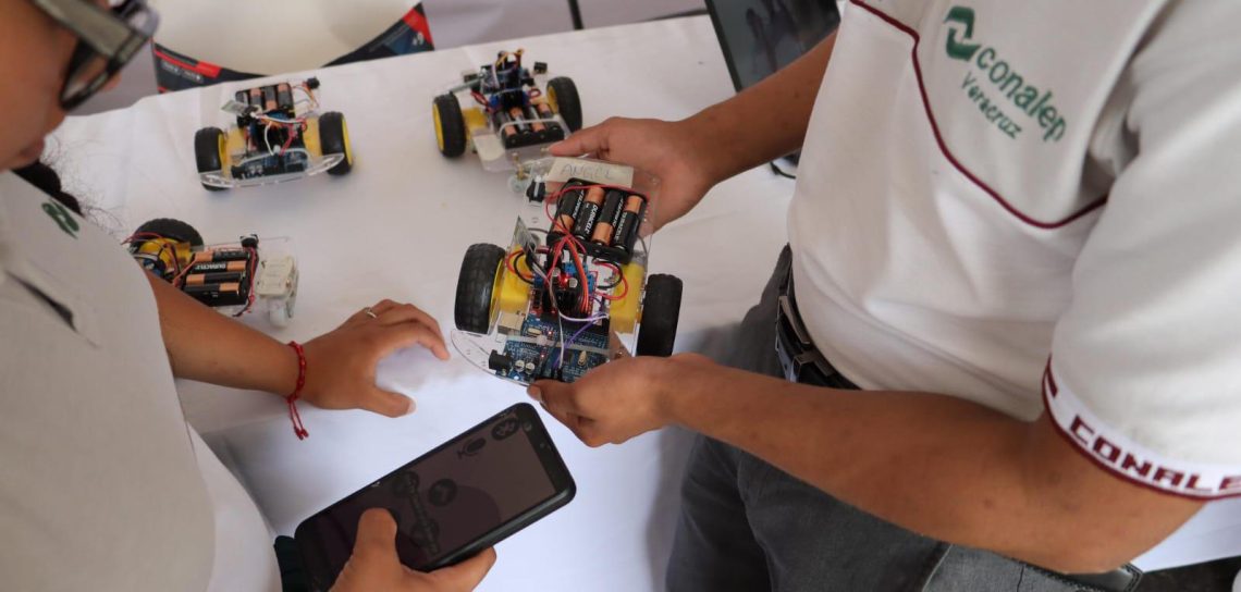 CONALEP de Poza Rica, única institución de su tipo en participar en proyecto de la NASA