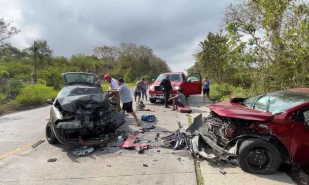Terrible accidente en la Tihuatlán- Poza Rica: Dos personas perdieron la vida y dos más resultaron lesionados