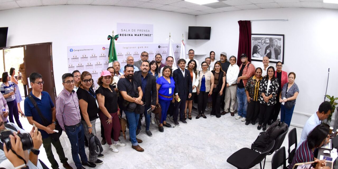 Honra Congreso de Veracruz memoria de la periodista Regina Martínez