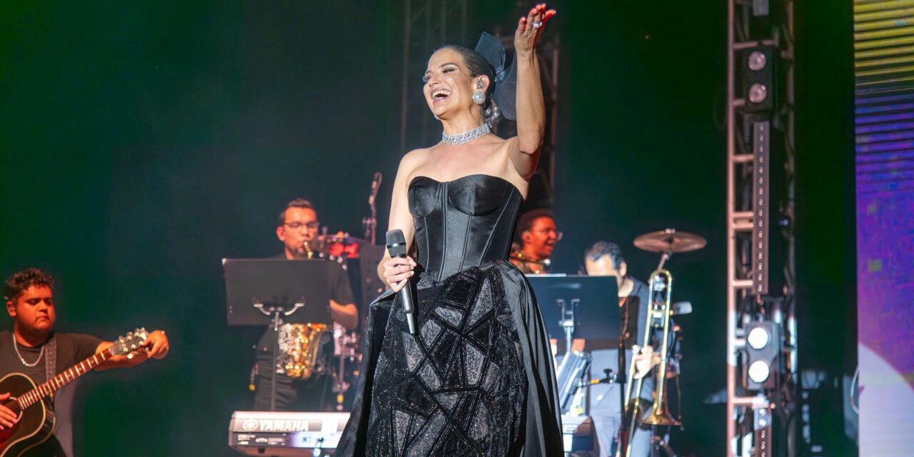 Espectacular cierre del Carnaval Tuxpan 2025, con la presentación de Natalia Jiménez