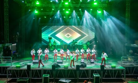 La Original Banda El Limón dio un asombroso concierto en el cuarto masivo del Carnaval Tuxpan 2025