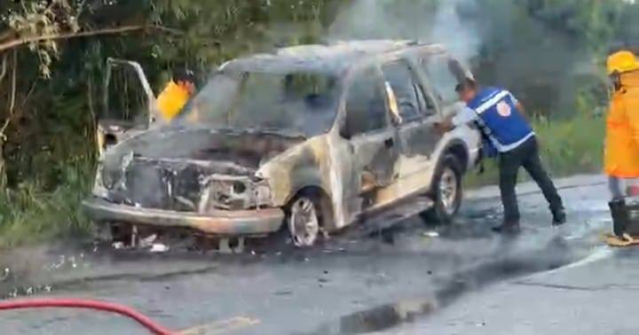 Incendio Vehicular en Carretera Tantoyuca-San Sebastián