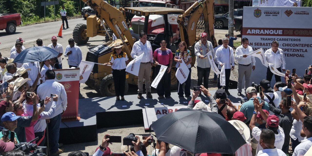 Tantoyuca: Banderazo de inicio a la modernización y mantenimiento de más de 100 km de carreteras