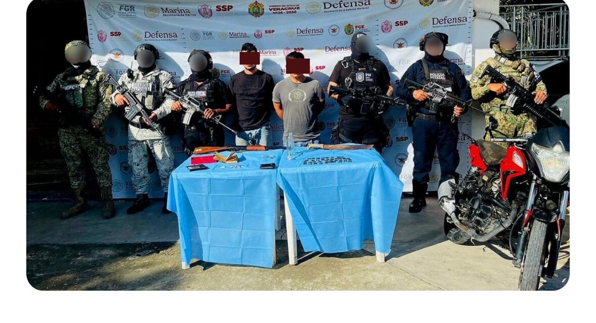 DOS PERSONAS DETENIDAS Y OBJETOS ASEGURADOS EN OPERATIVO DE CATEO EN PAPANTLA